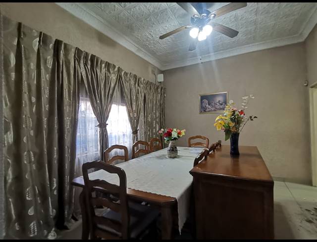 3 BEDROOM HOUSE FOR SALE IN REGENTS PARK